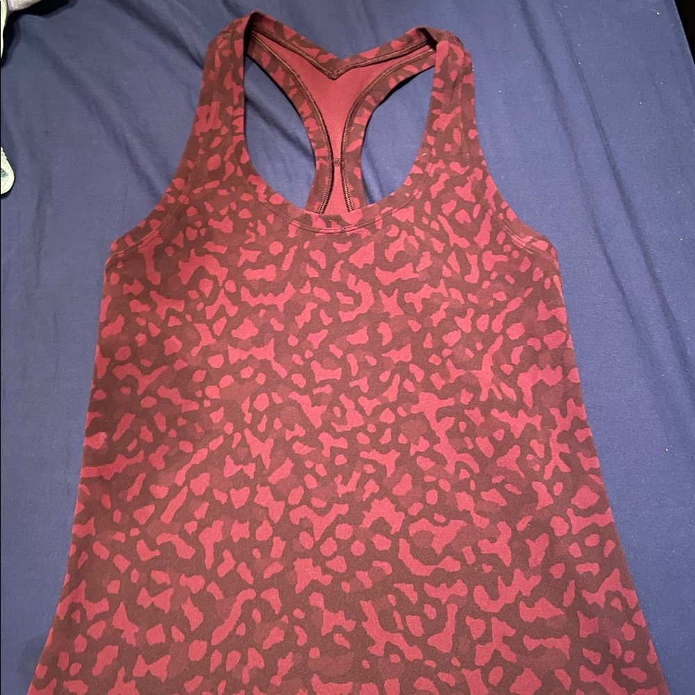 Lululemon tank top